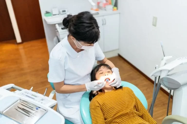 Early-Stage Early Sign Tooth Decay White Spots on Teeth