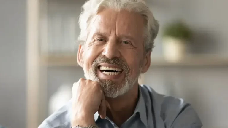 Why Do I Get White Spots on My Teeth Men?